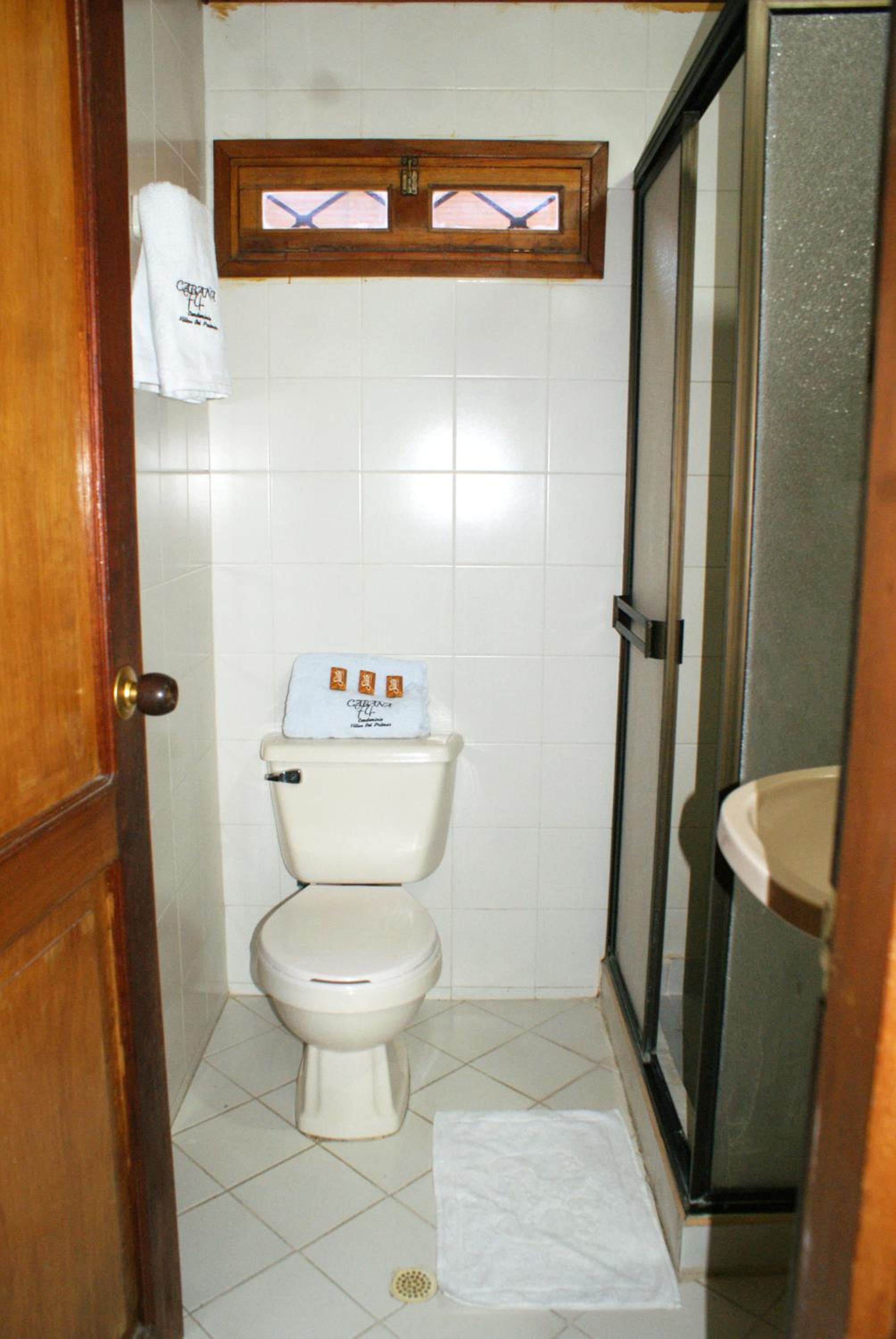 Chalet Completo para Familias Condominio Campestre Privado con Piscinas, wifi, AC
