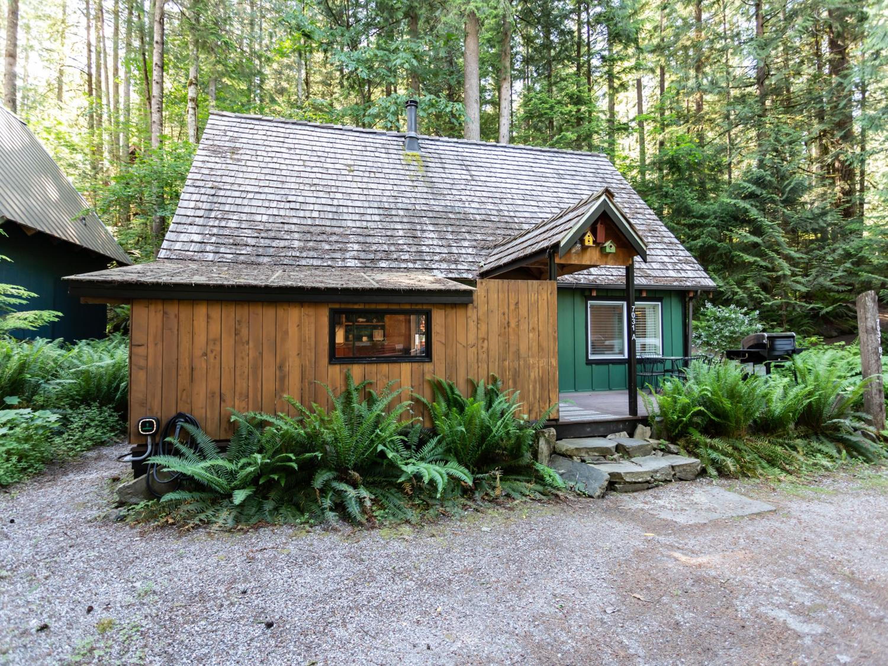 Birdhouse Cottage