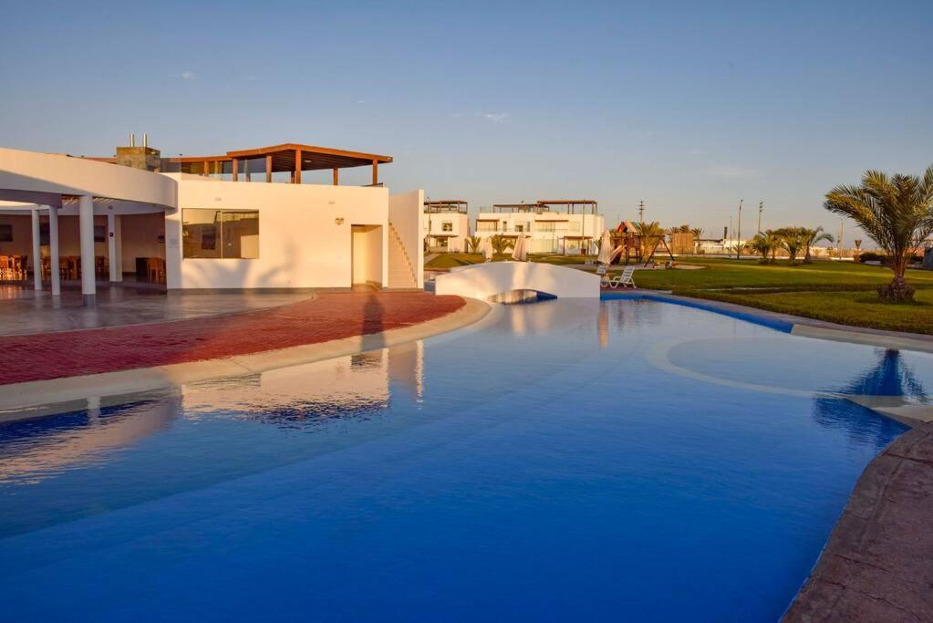 Casa de playa: Disfruta de grandes momentos y del sol todo el año en Paracas view 4