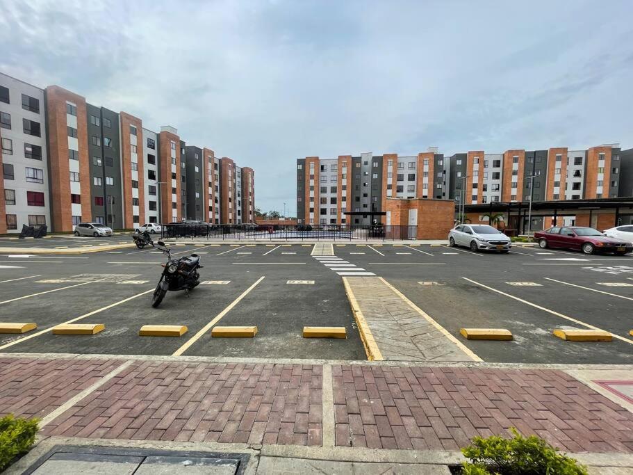 Hermoso apartamento en jamundi con piscina y parqueadero