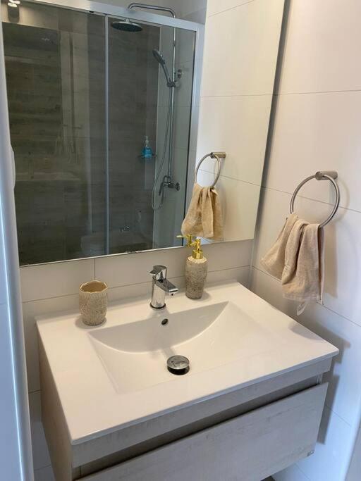 Arriendo Departamento Nuevo, Algarrobo Norte