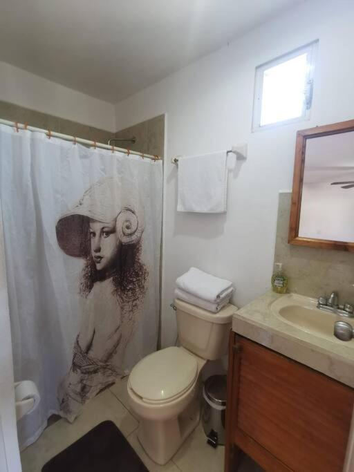 Bonito departamento con alberca en Cancún