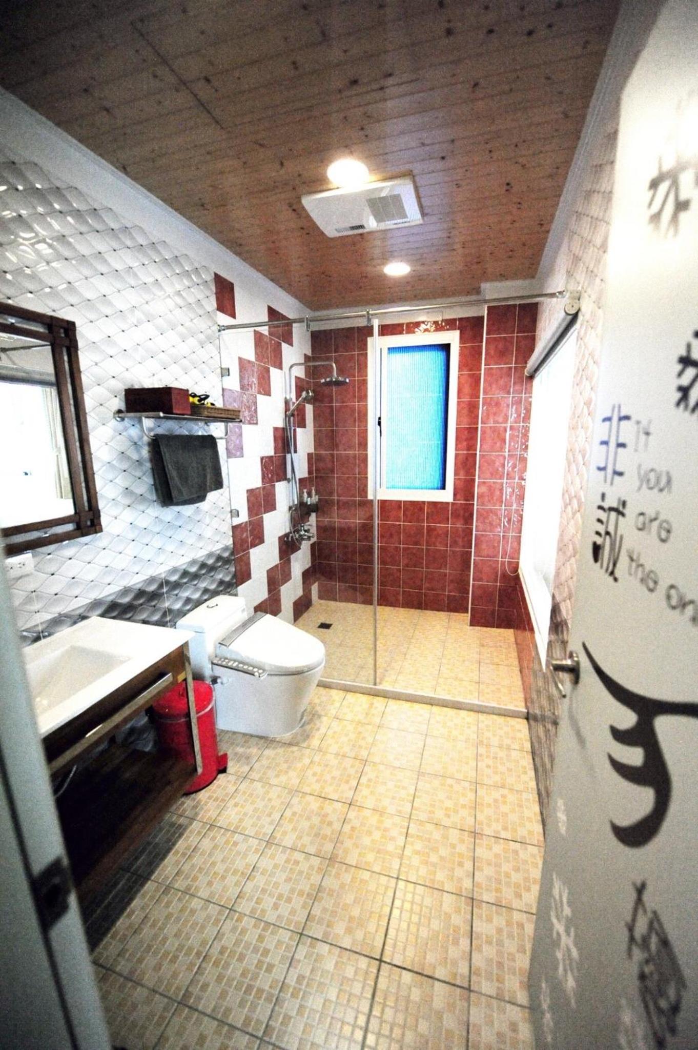 Photo 34