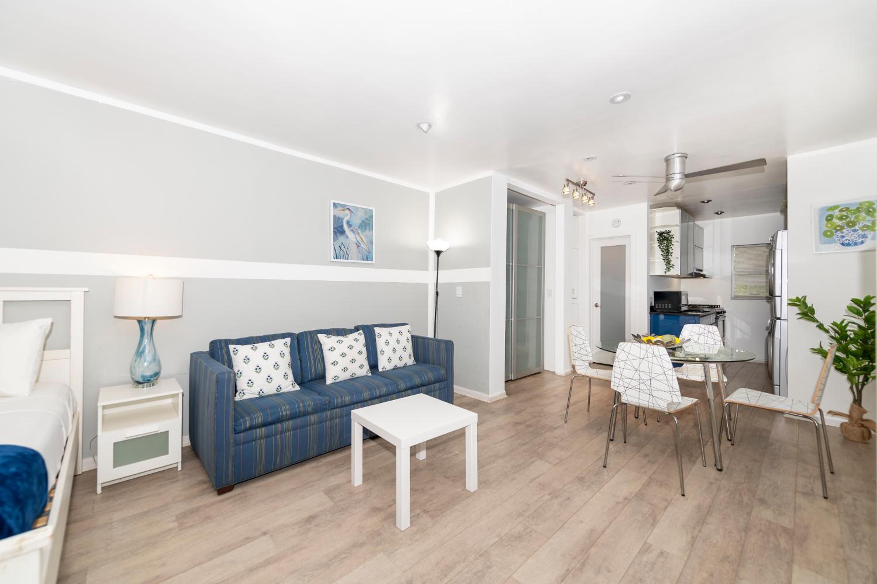 Sofi Beach Apartments