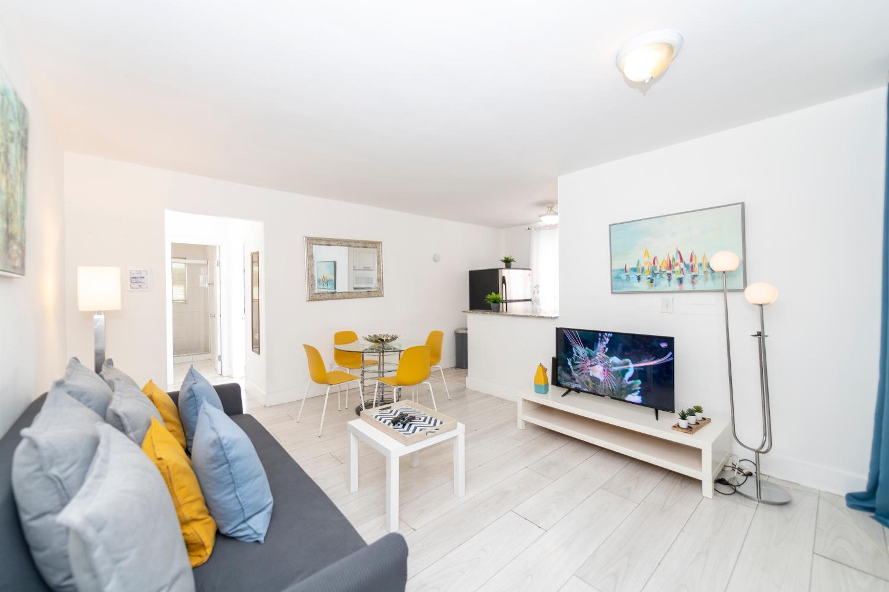 Sofi Beach Apartments
