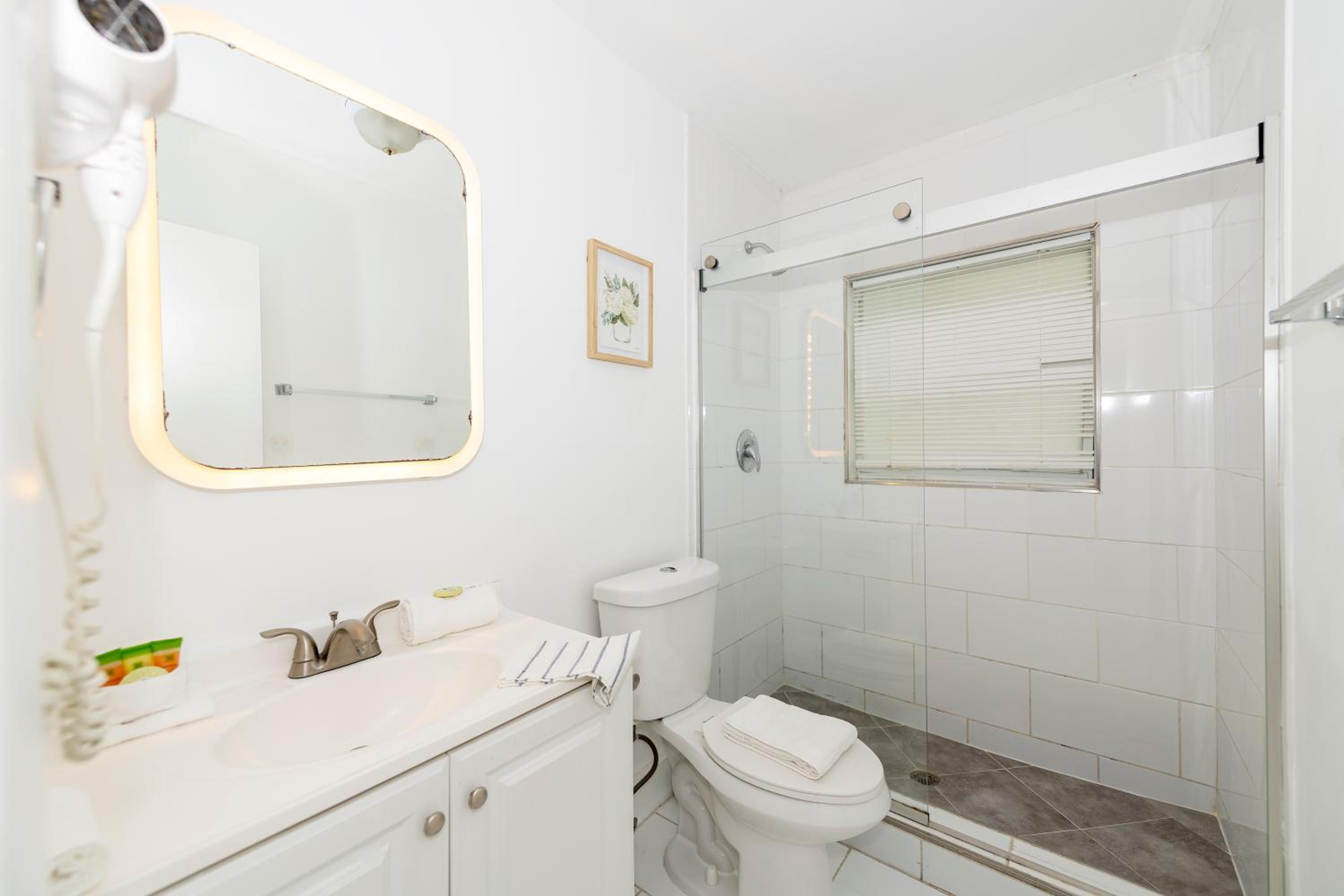Sofi Beach Apartments