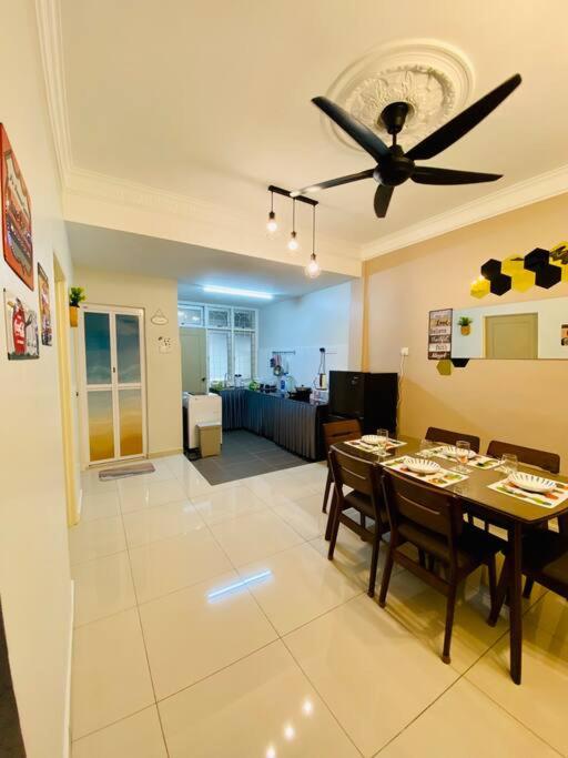 Bonjour Riverview 2KM Jonker/6 Pax/Netflix/100Mbps photo 2