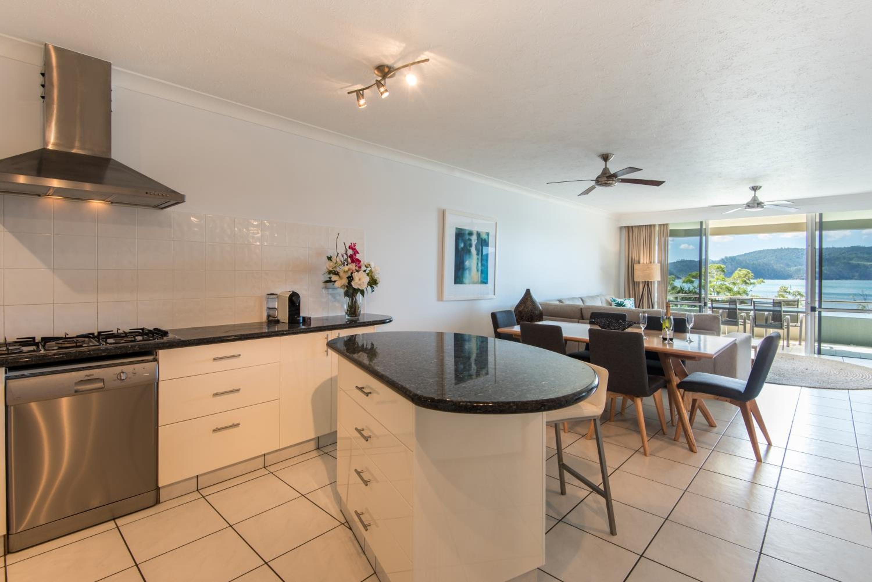 Hibiscus Apartments on Hamilton Island by HIHA