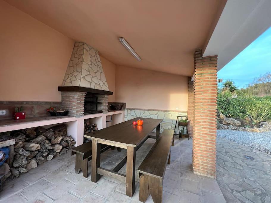 CasaBlanca Villa Rural con piscina y barbacoa