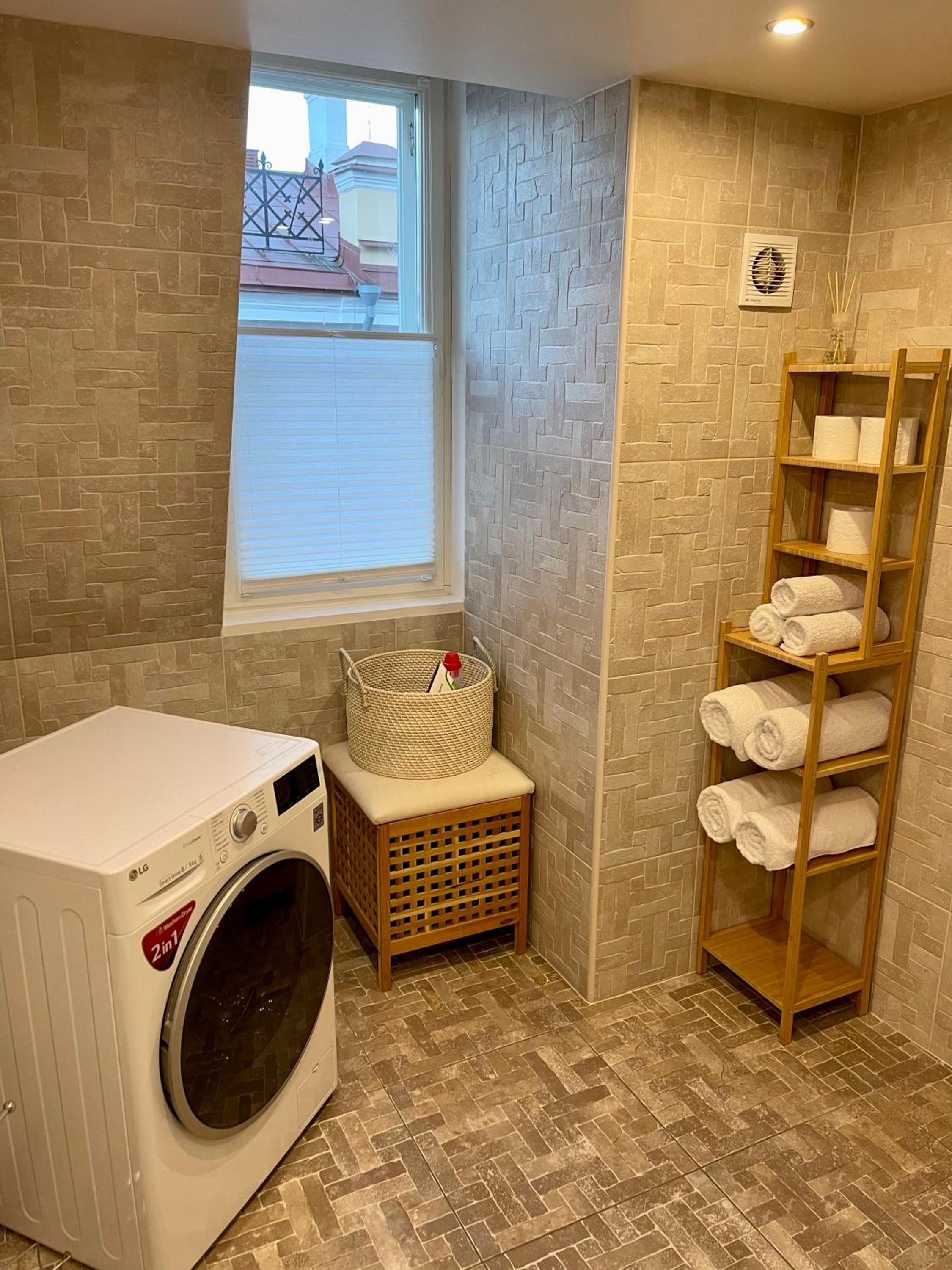 Tallinn Vacations - Luxury penthouse with terrace  sauna in Old Town - Property Image 7