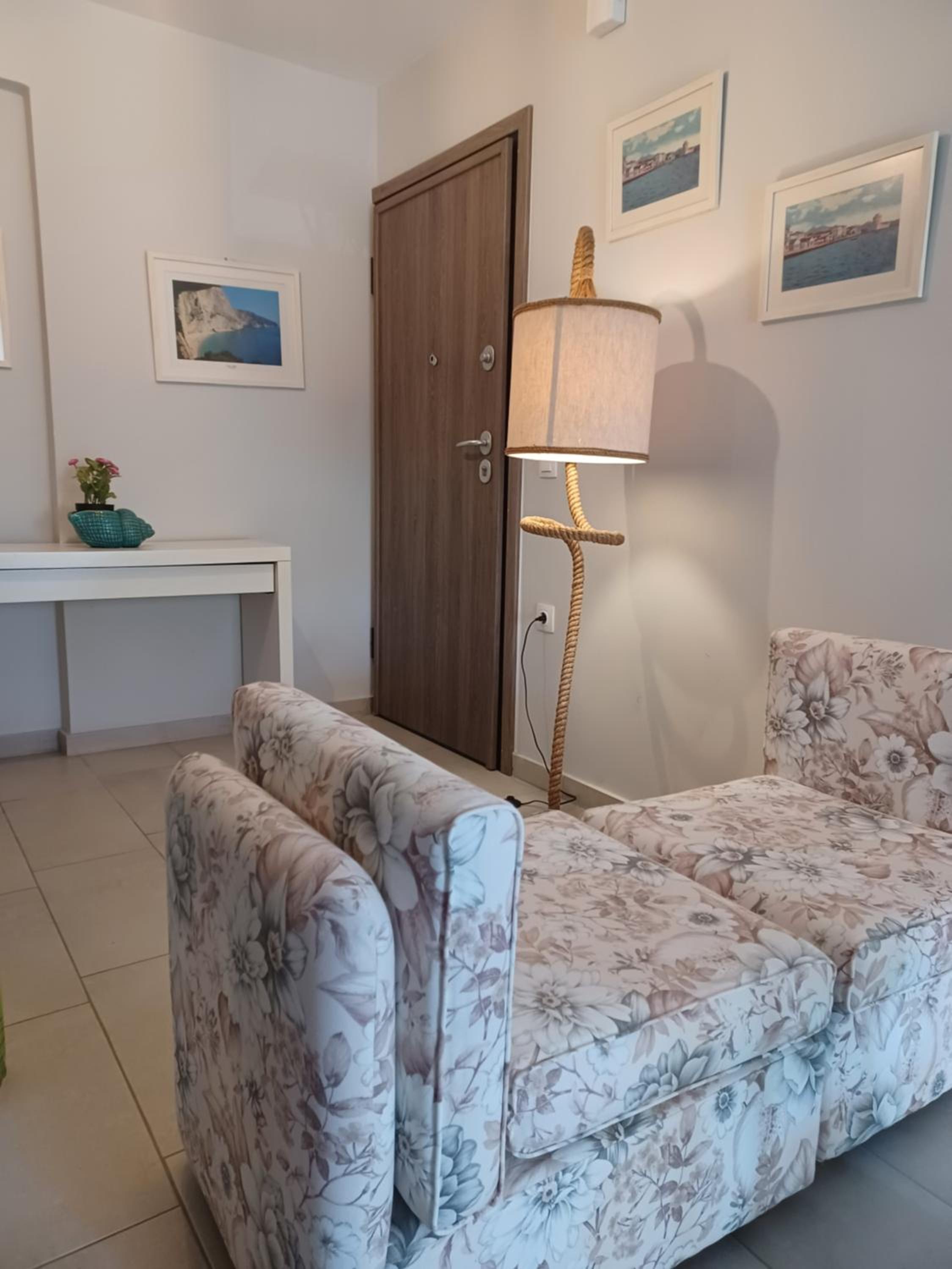 Melivia Luxury Suite photo 4