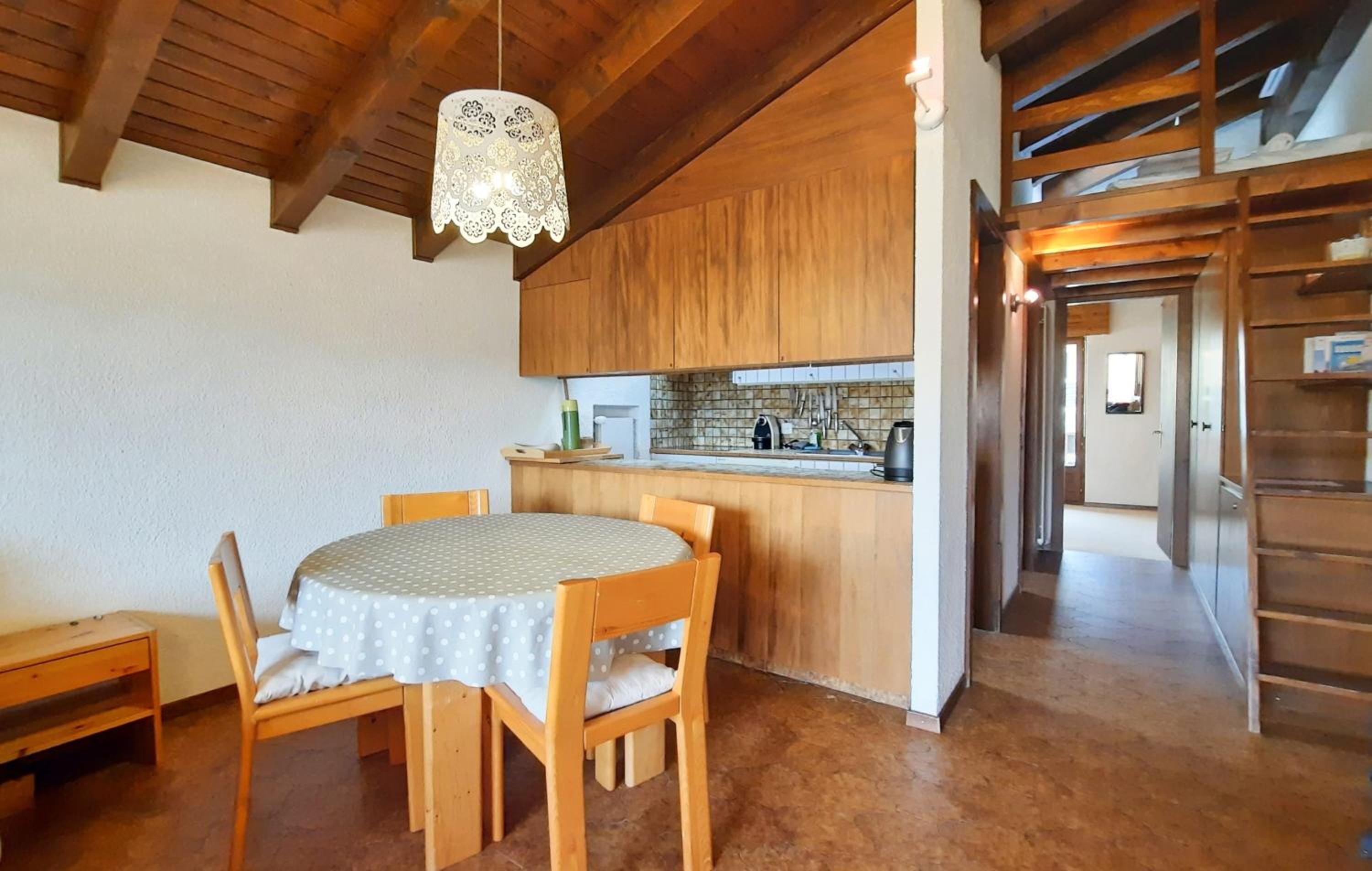 Charmant appartement au coeur de Vercorin view 4