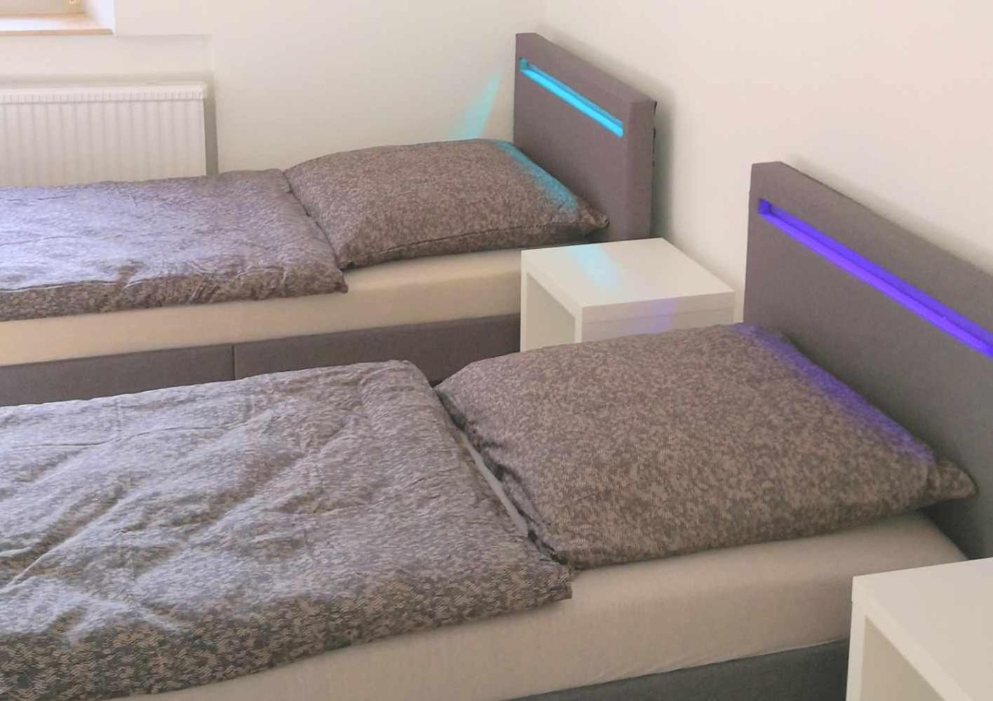Spacious 6 Room Flat *Balcony & Terrace*
