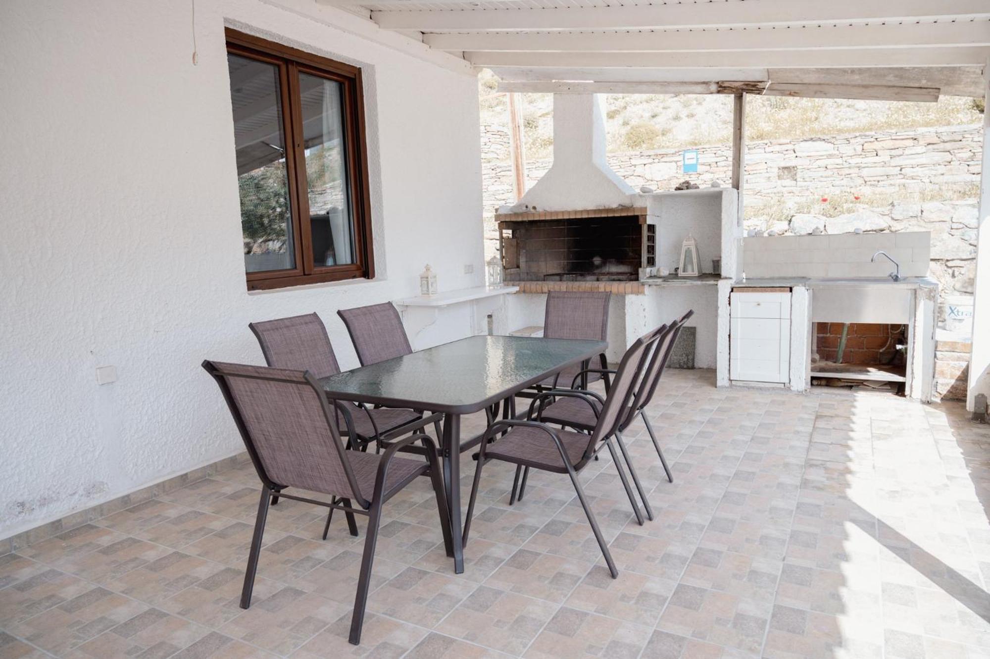 Beachfront bungalow in the area of Kampi, near Koundouros
