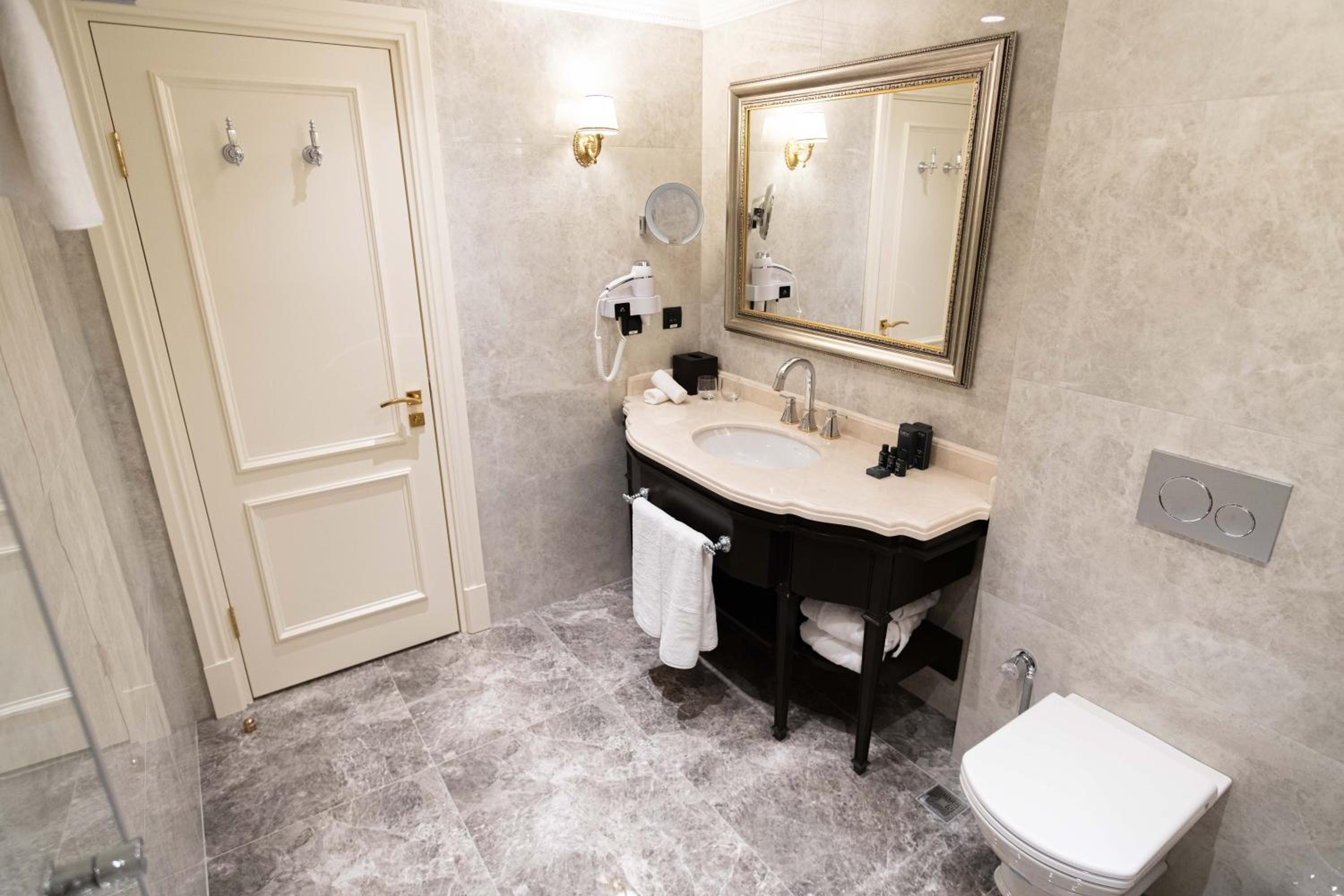 Dekalb Otel - Image 49