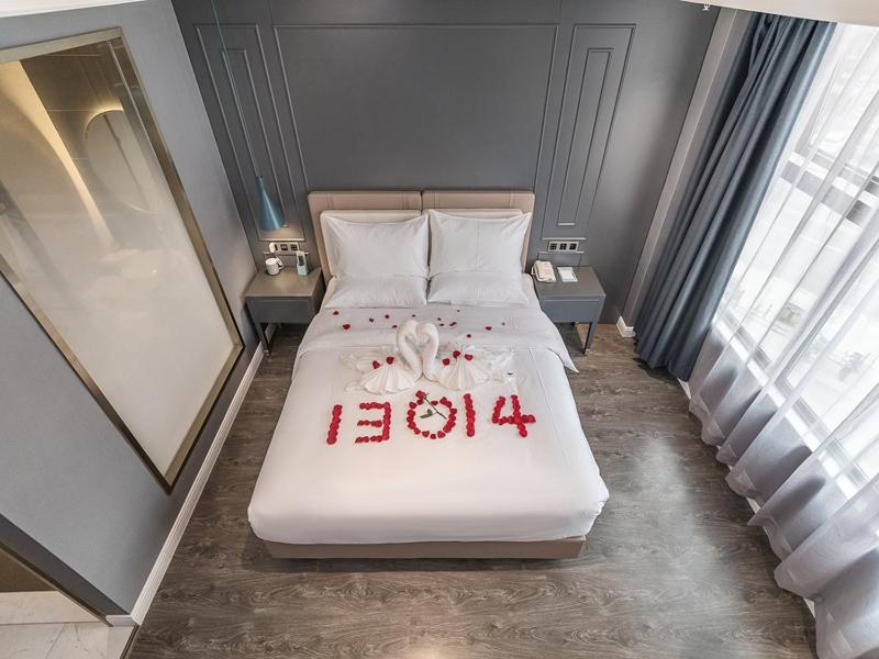 hotel room