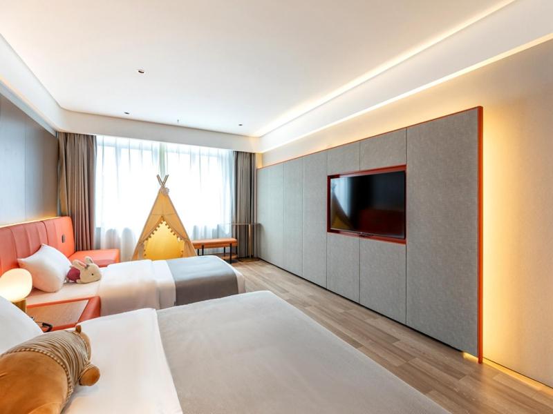 Songjiang Vacations - LanOu Hotel Shanghai Sheshan National Forest Park Happy Valley - Property Image 4