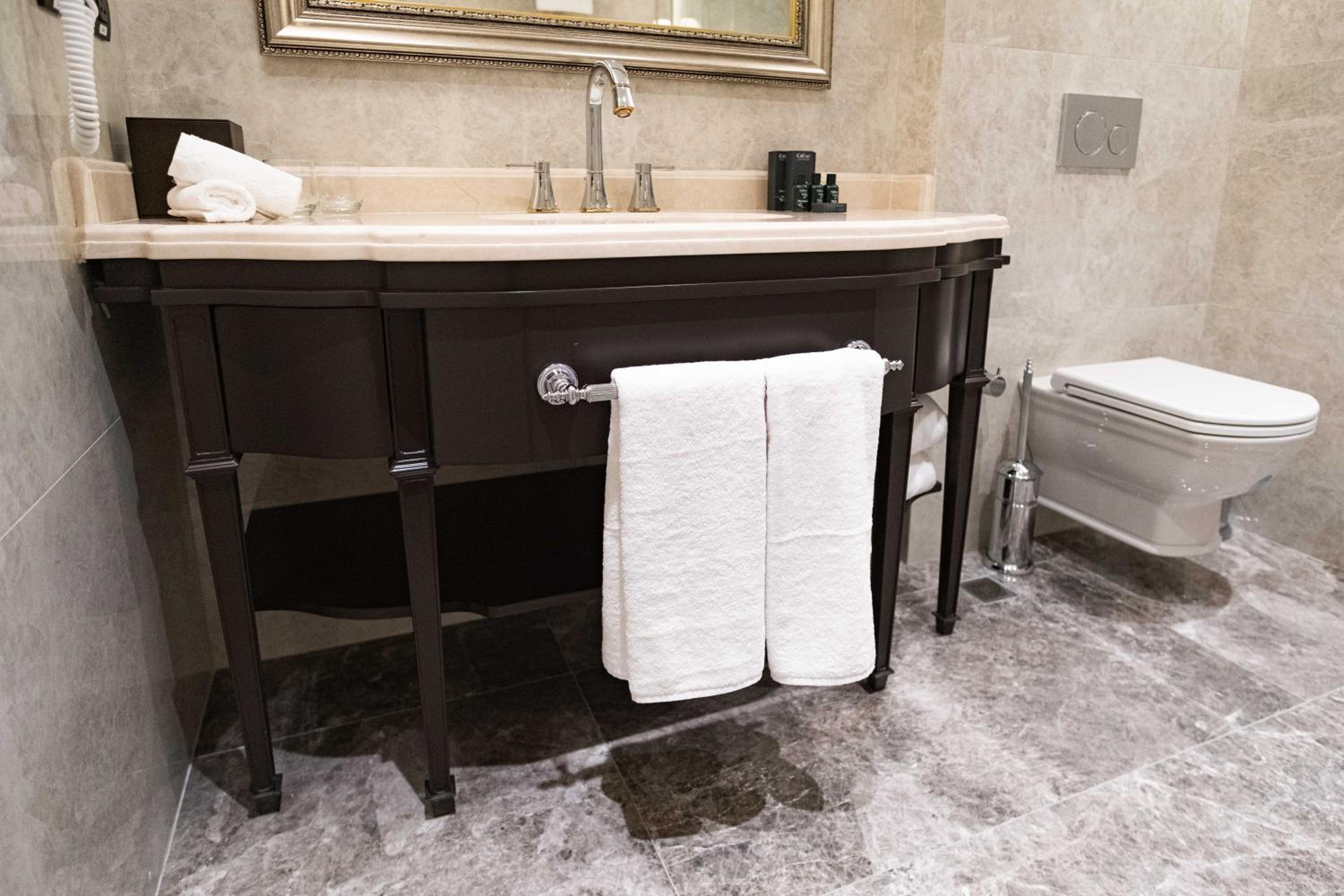 Dekalb Otel - Image 60