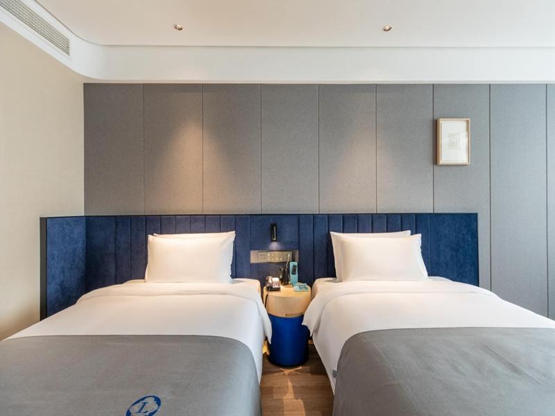 Songjiang Vacations - LanOu Hotel Shanghai Sheshan National Forest Park Happy Valley - Property Image 12