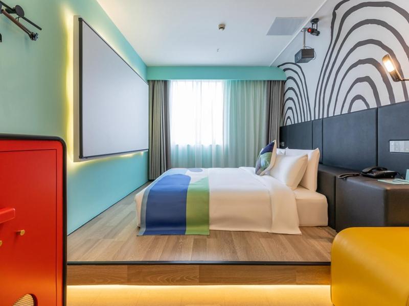Songjiang Vacations - LanOu Hotel Shanghai Sheshan National Forest Park Happy Valley - Property Image 2