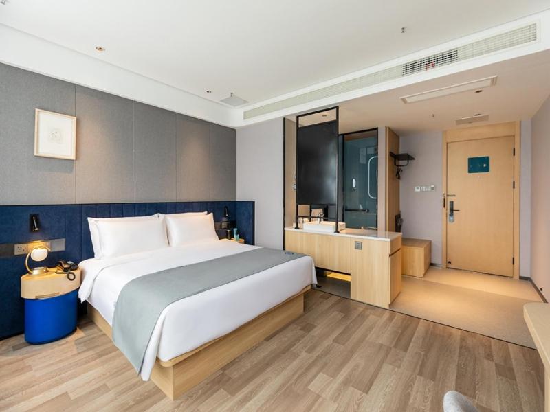 Songjiang Vacations - LanOu Hotel Shanghai Sheshan National Forest Park Happy Valley - Property Image 10