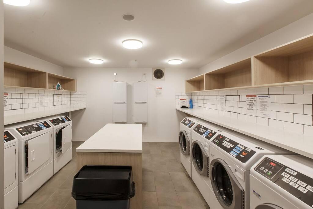2BR Mason Square @ Moonee Ponds
