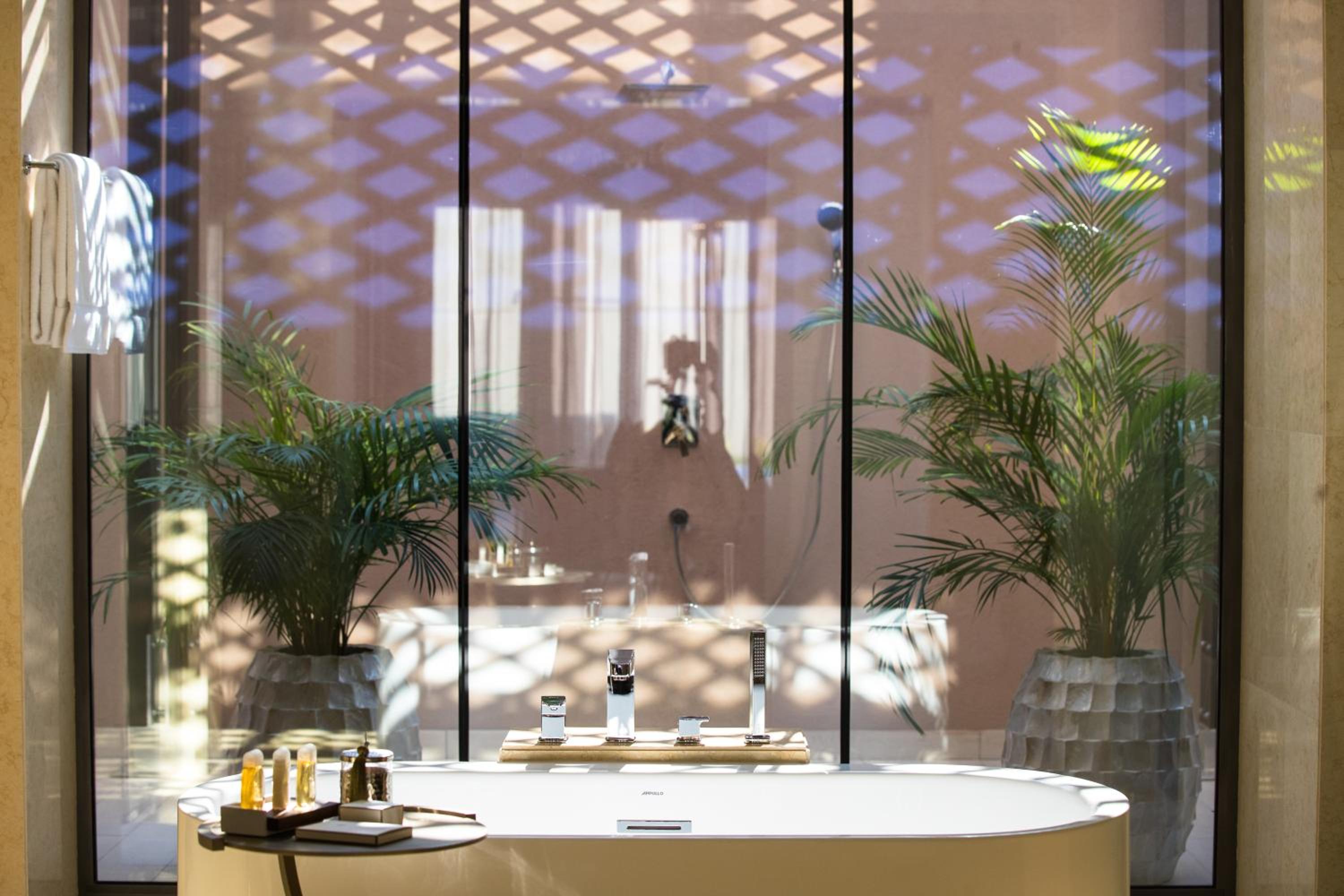 Royal Saray Resort