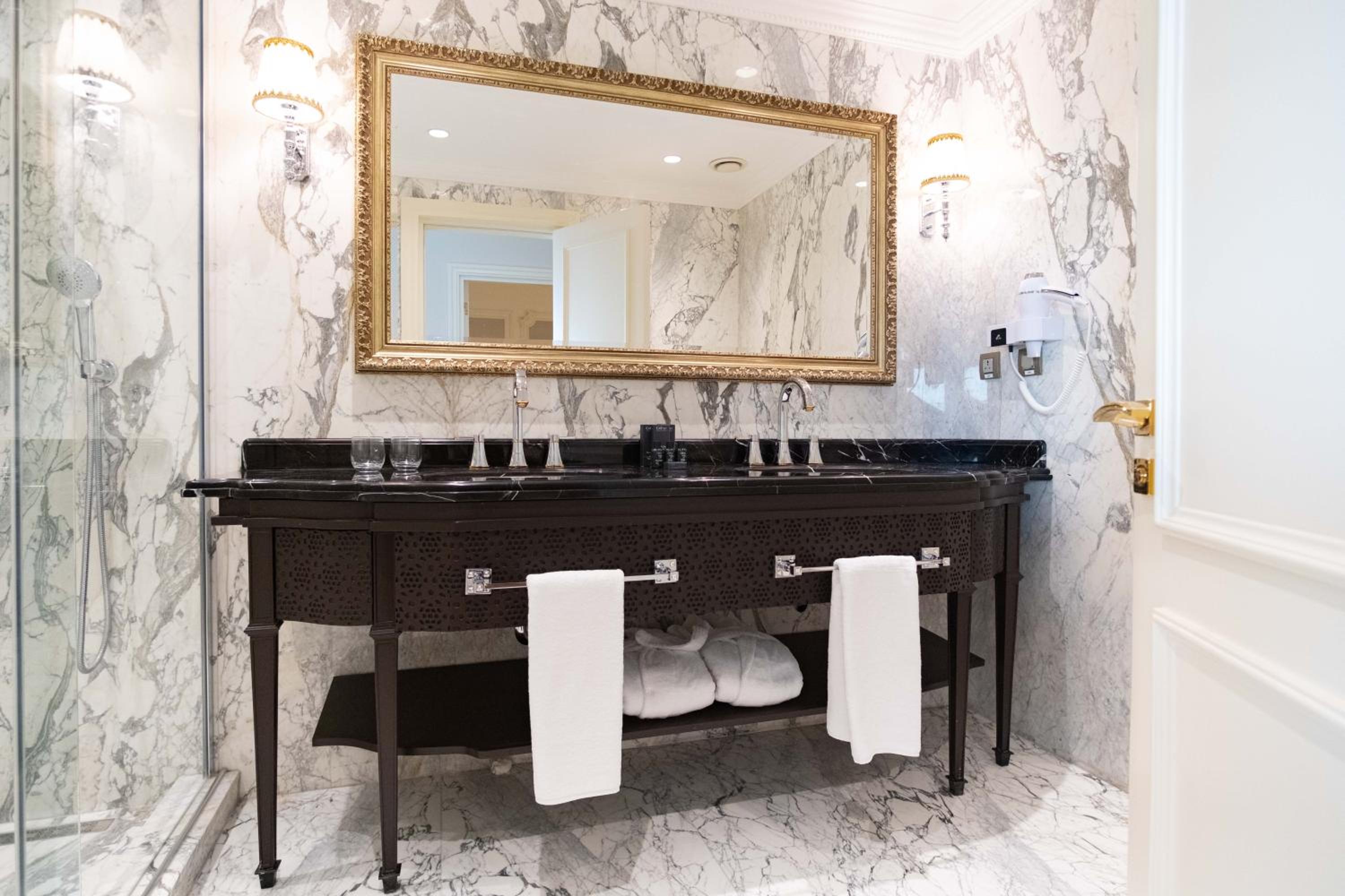 Dekalb Otel - Image 64