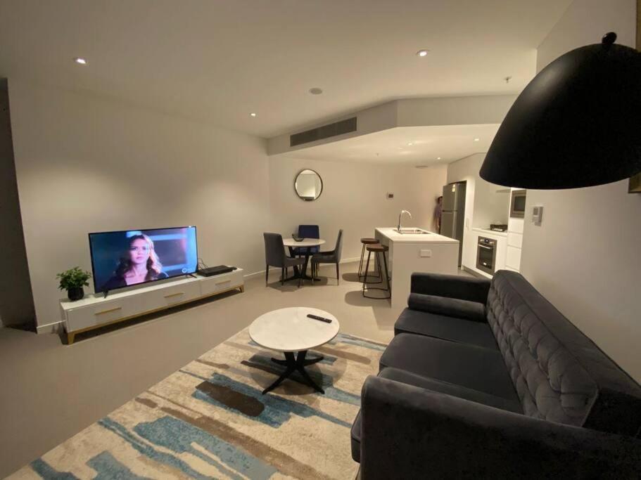 New! Great Value - Skytower center of CBD