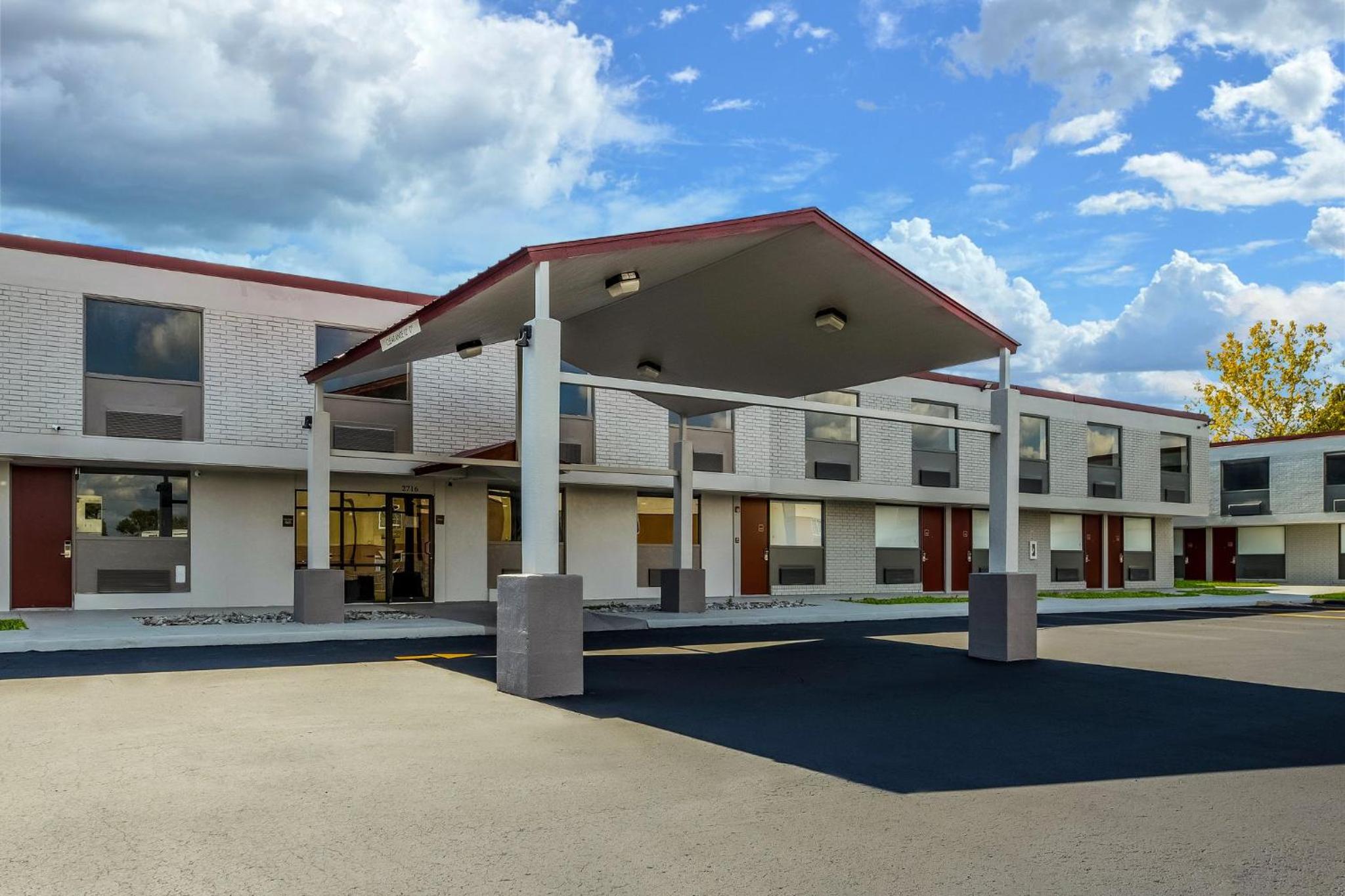 Red Roof Inn Alexandria, LA - Property Image 38