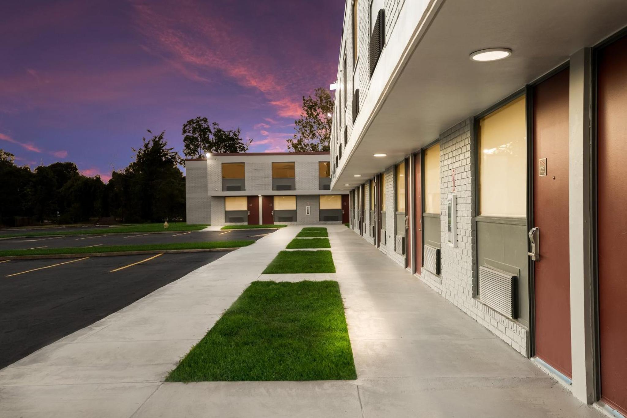 Red Roof Inn Alexandria, LA - Property Image 3