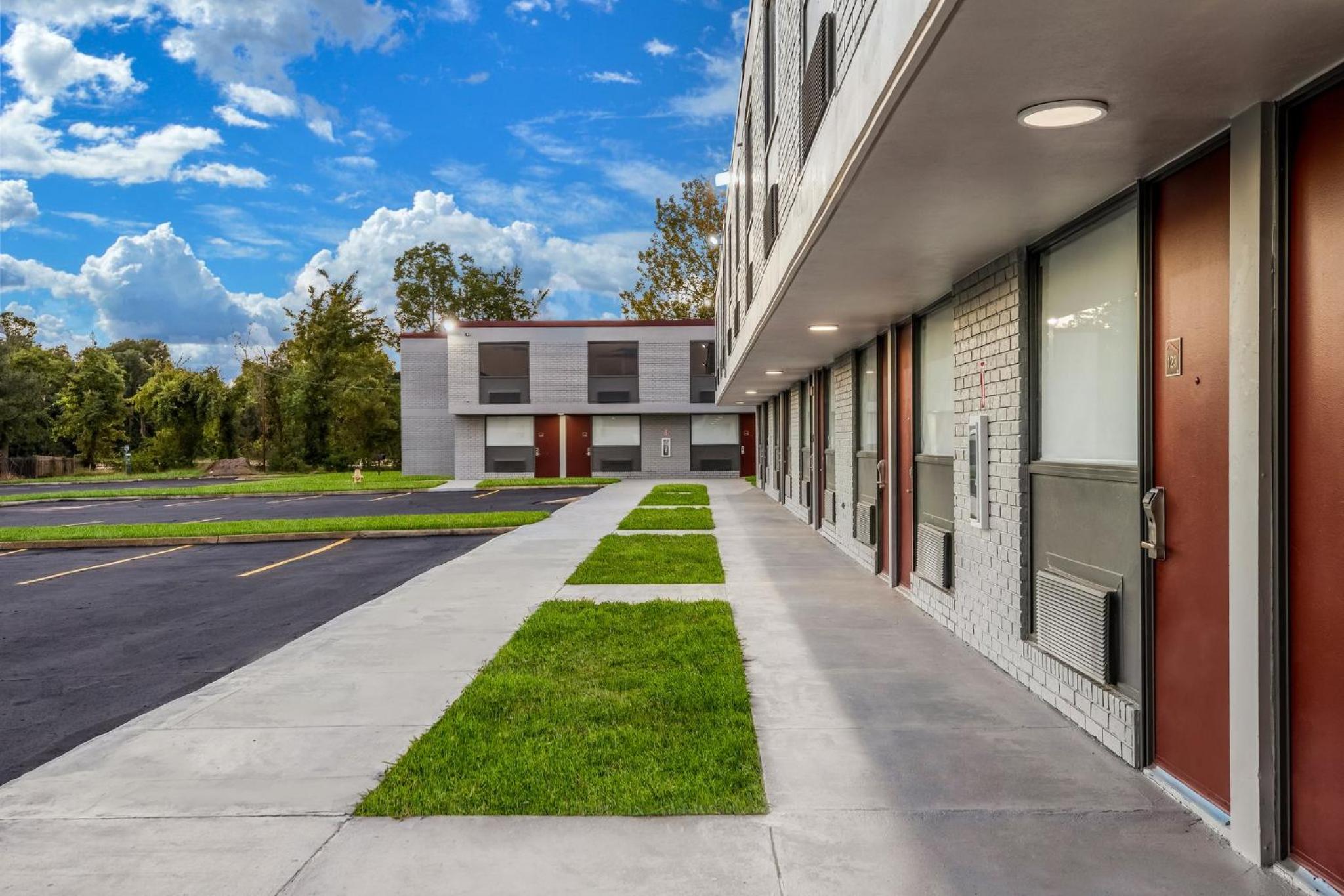 Red Roof Inn Alexandria, LA - Property Image 39