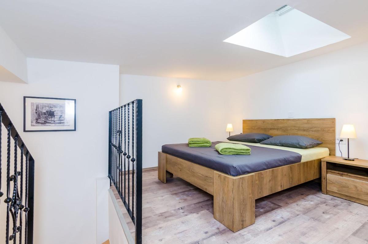 Rooms Baza