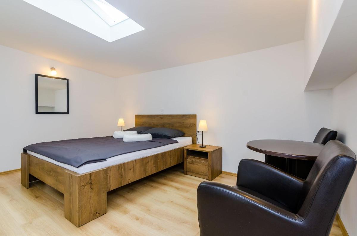Rooms Baza