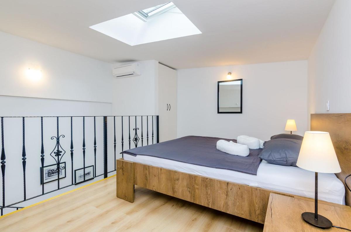 Rooms Baza