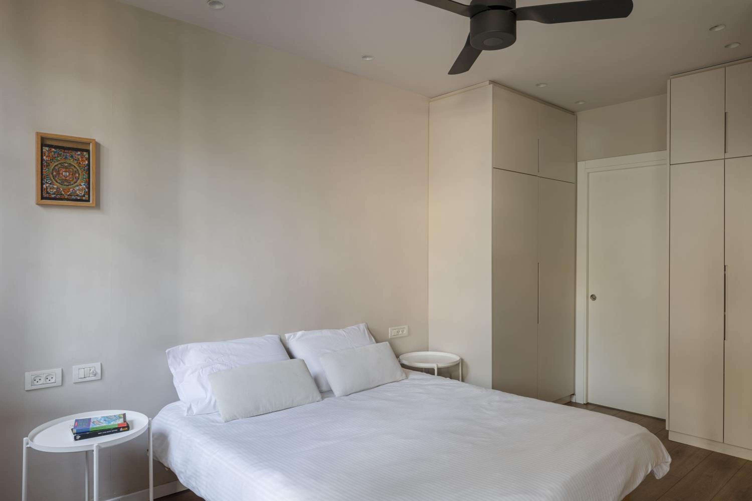 Yona perfect studio by TLV2RENT view 3