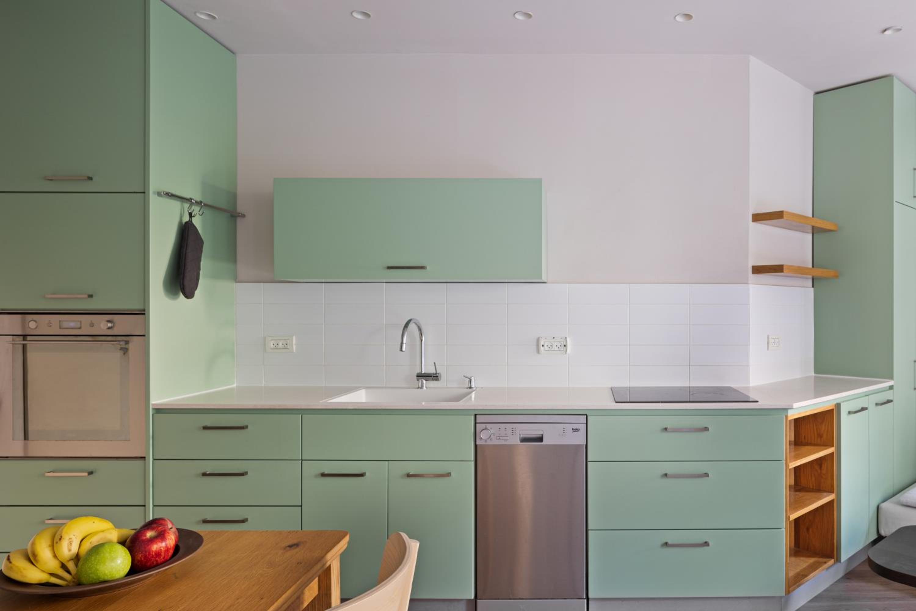 Yona perfect studio by TLV2RENT view 5