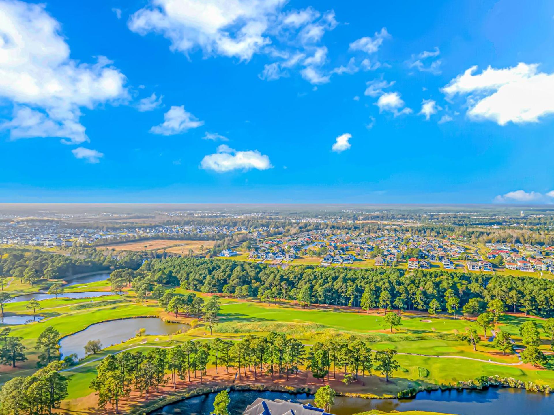 Spacious 2 bed 2 bath Golf Course Condo - Perfect for 6-8 Guests! Magnolia North Unit 201 view 5