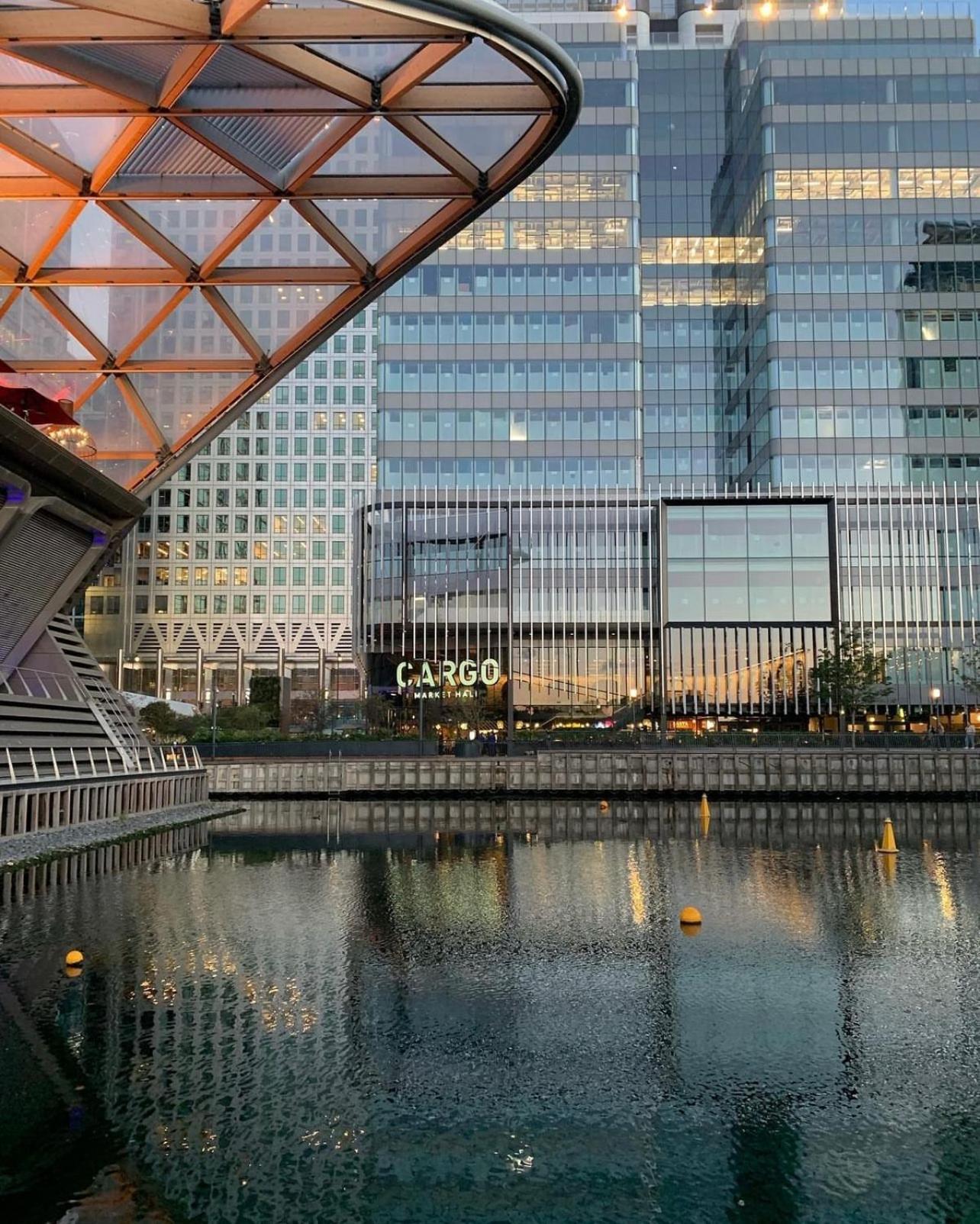 City Waterfront Apartments