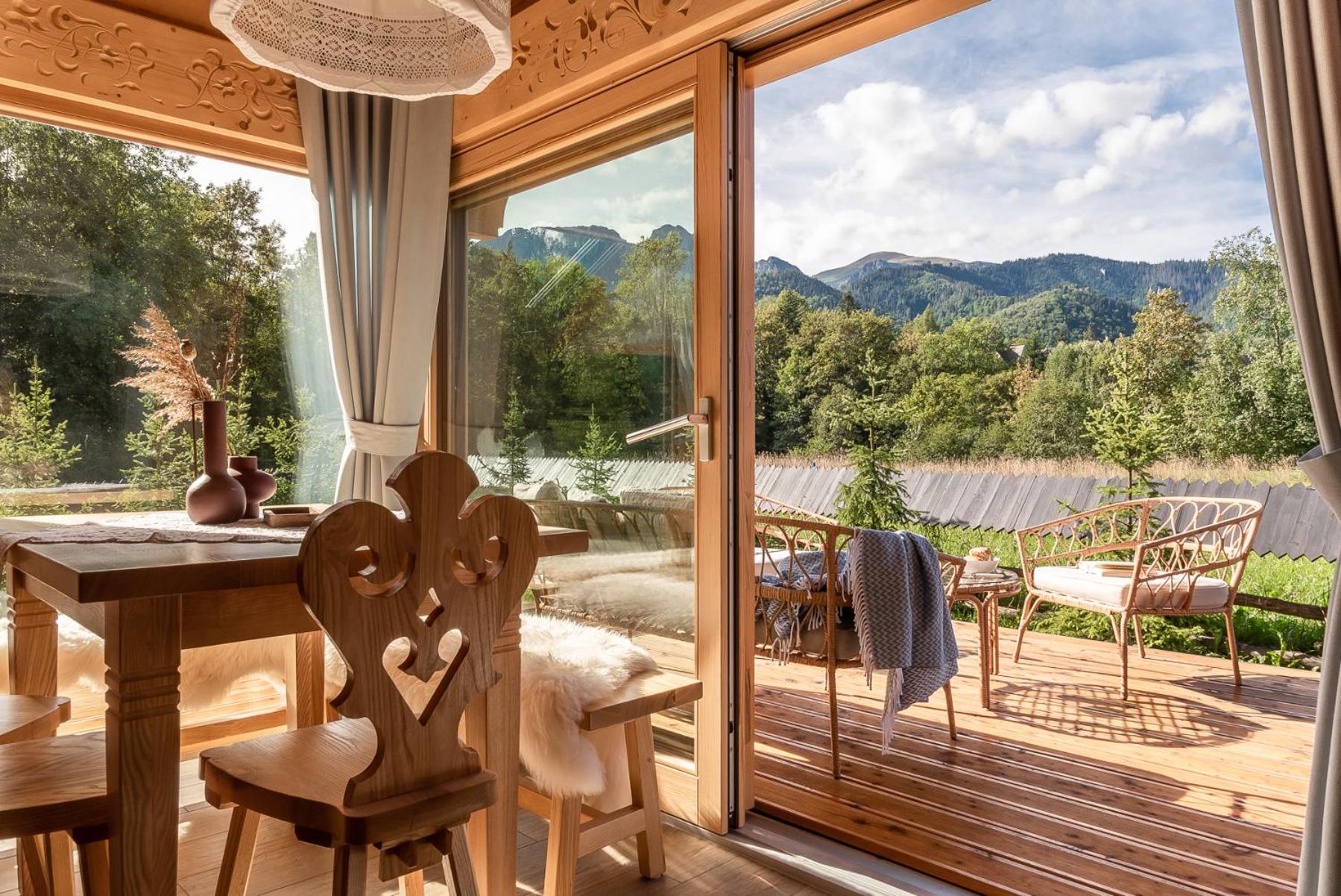 Śnieżna Dolina - Sobiczkowa Bór Luxury Chalets view 2