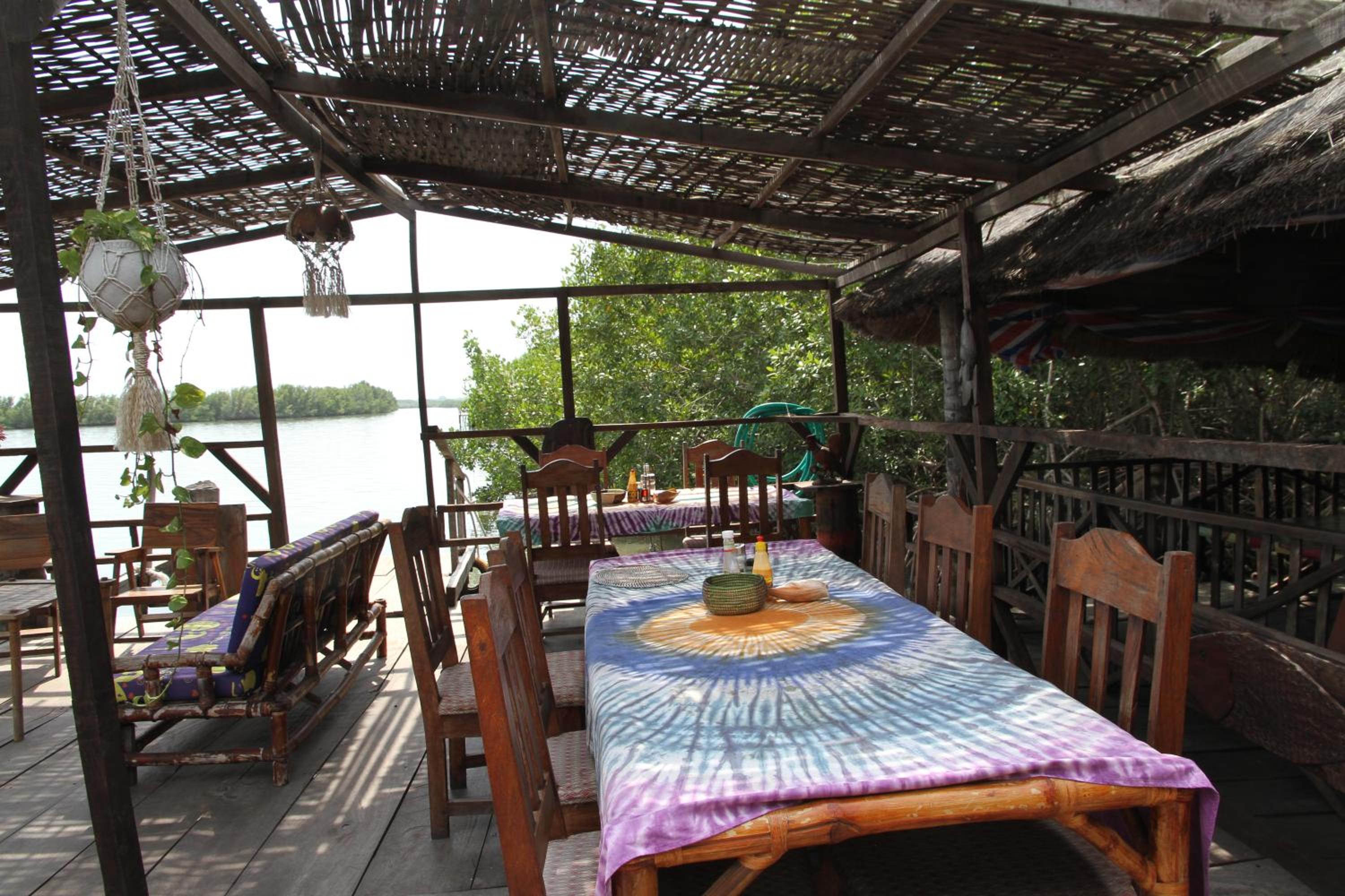 Bintang Bolong Lodge