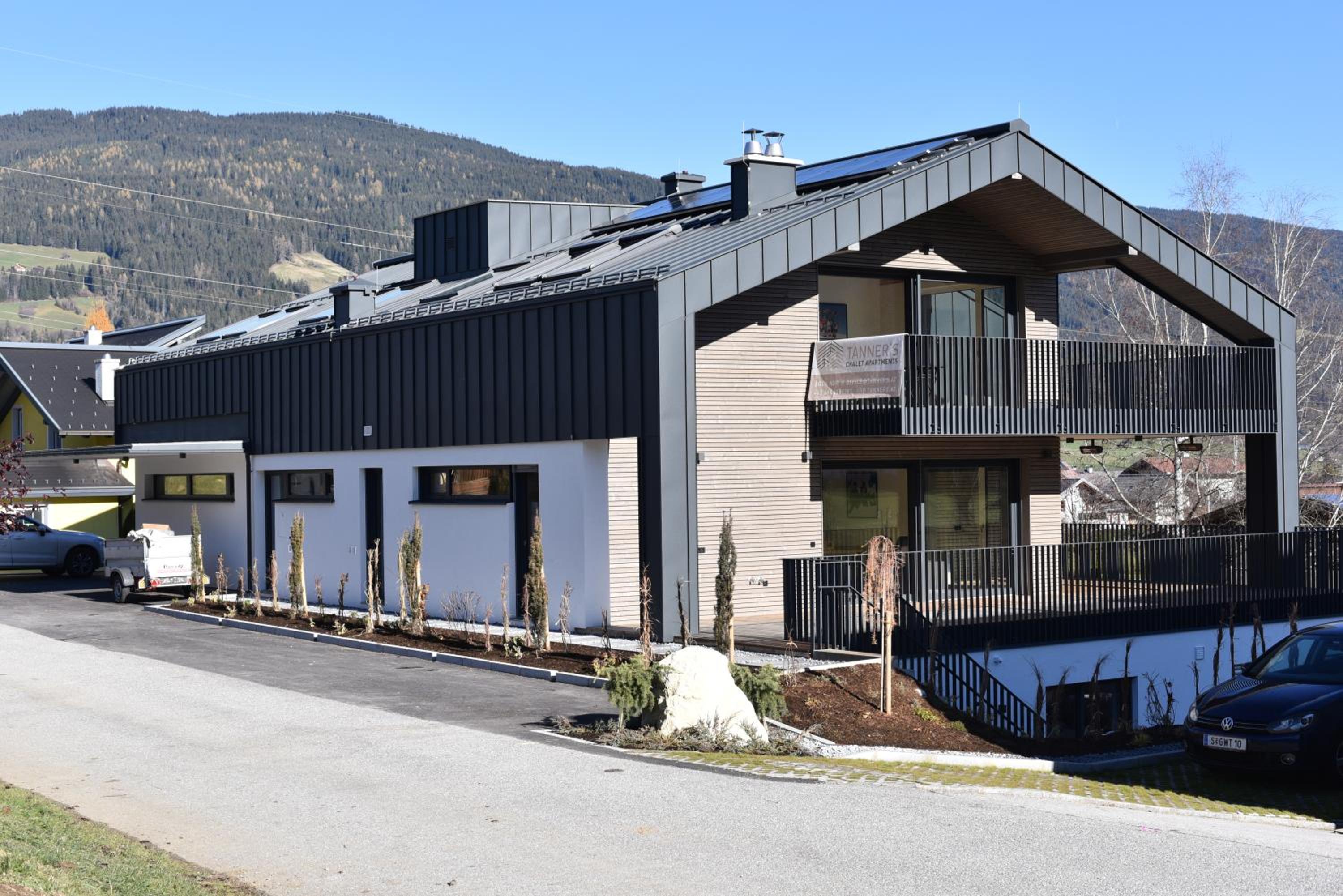 Tanners Chalet Apartments