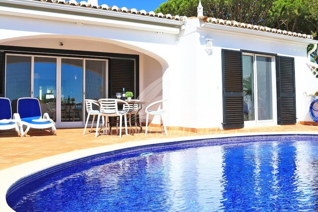 Villa Seaside view 3