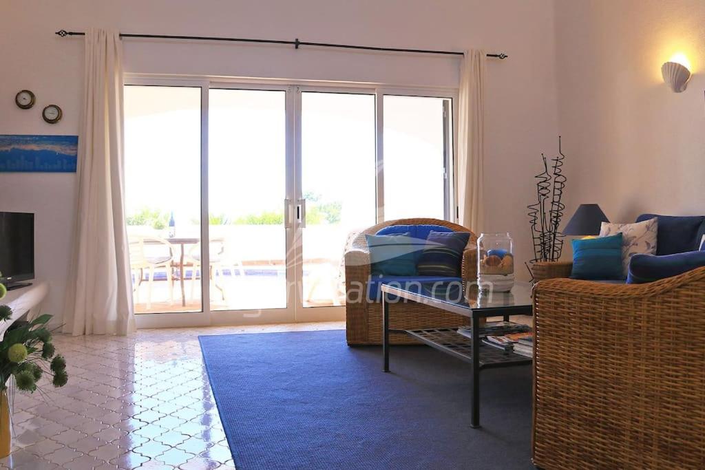 Villa Seaside view 4