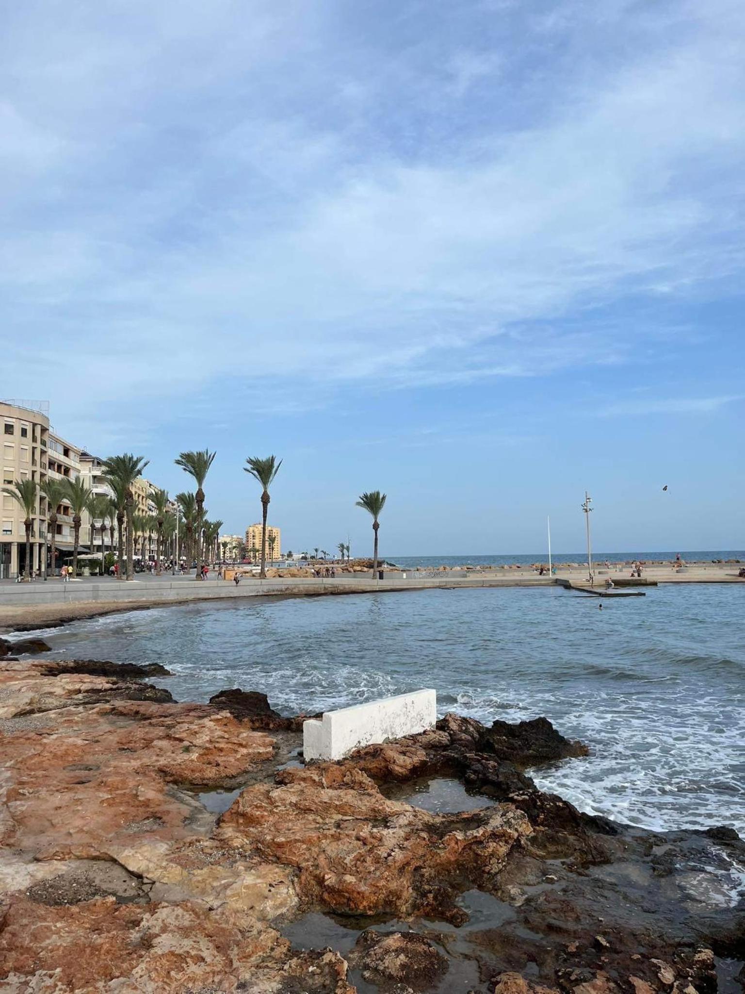 Uroczy apartament przy Playa de los Locos