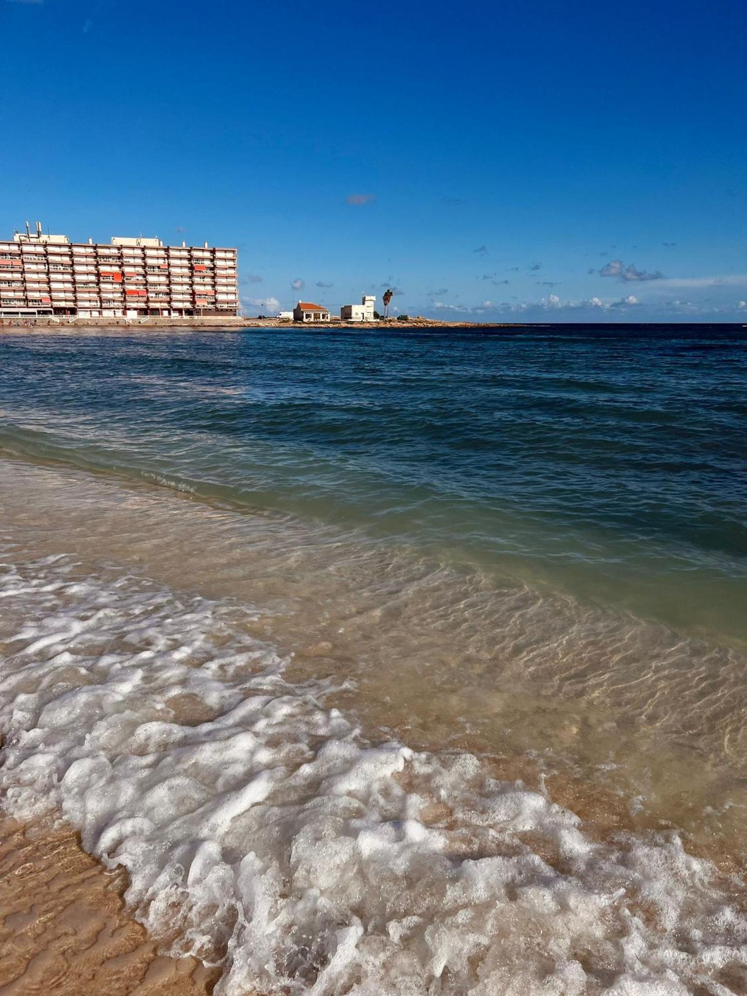 Uroczy apartament przy Playa de los Locos