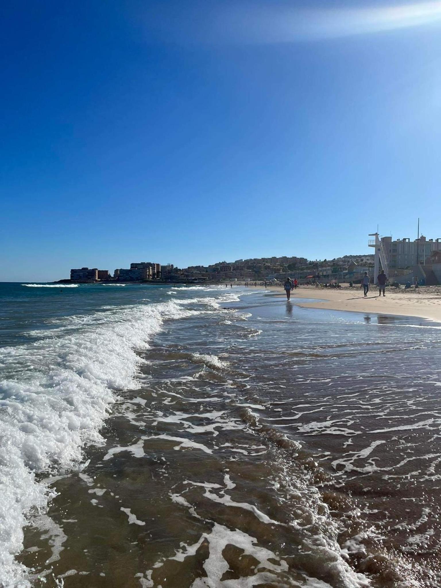 Uroczy apartament przy Playa de los Locos