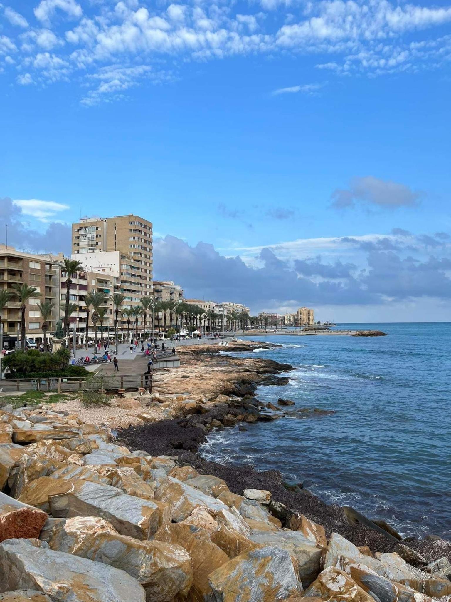 Uroczy apartament przy Playa de los Locos