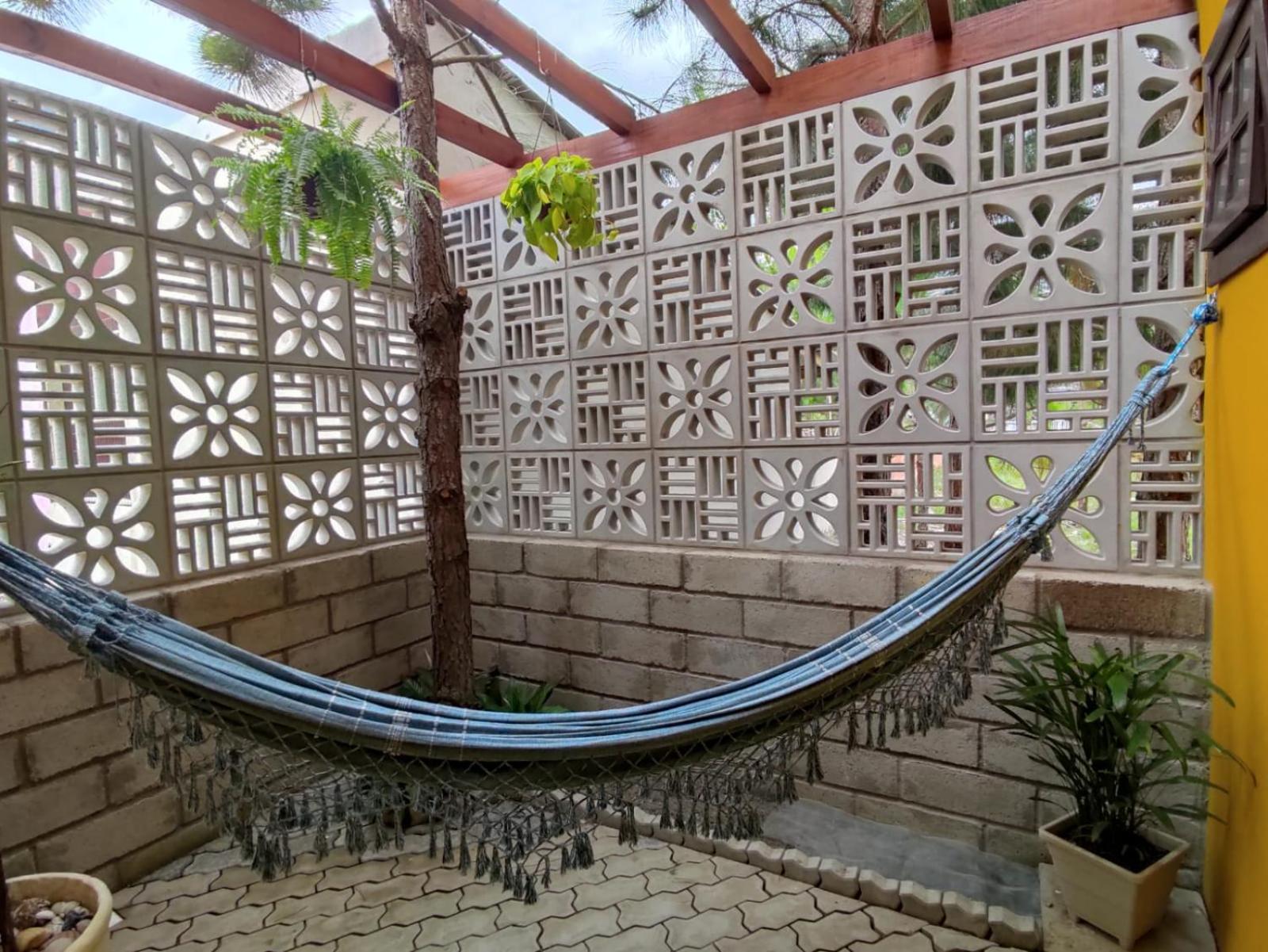 A Casa Amarela -Edícula Gaivota -Conforto e tranquilidade próximo ao mar