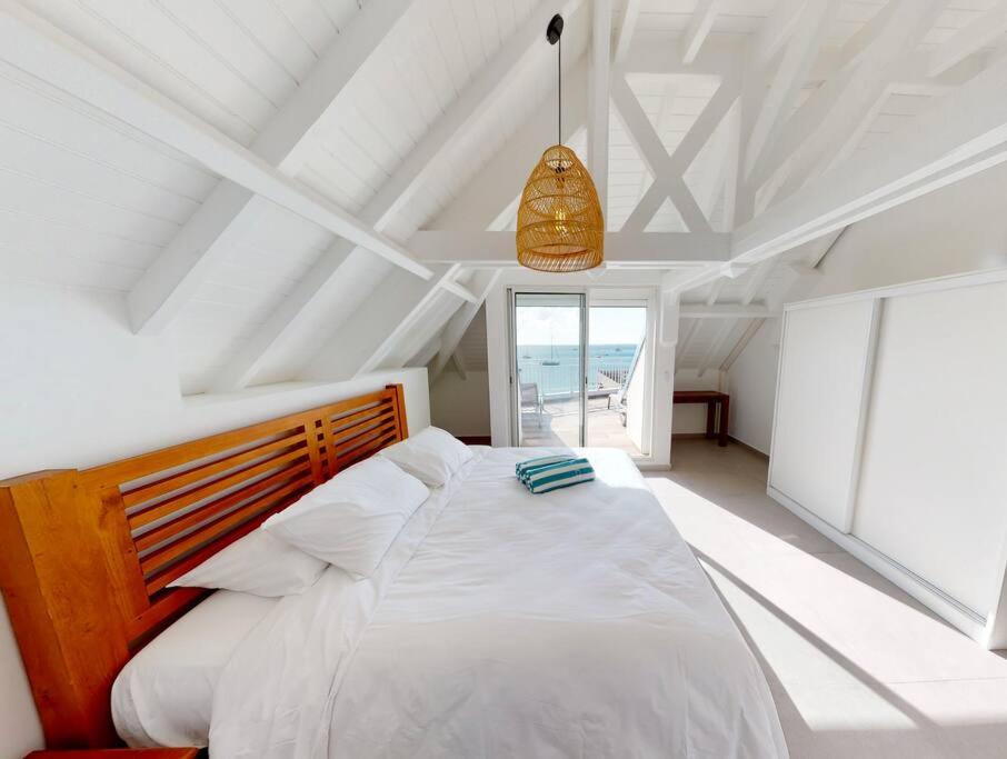 Walee Beach Penthouse by the sea, 2 bedrooms, pool view 2